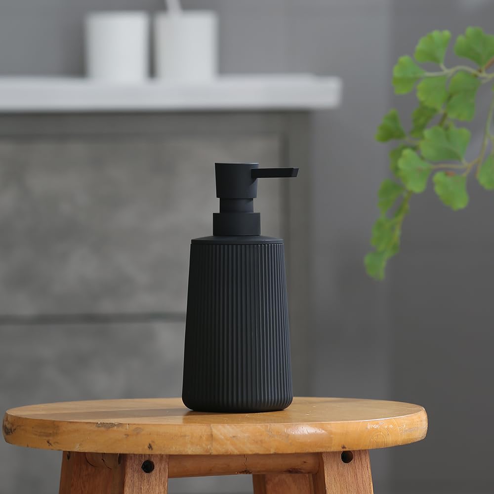 Small Soap Dispenser for Bathroom and Kitchen, Modern Farmhouse Striped Style Plastic Hand Soap Dish Soap Dispenser with Pump Matte Black