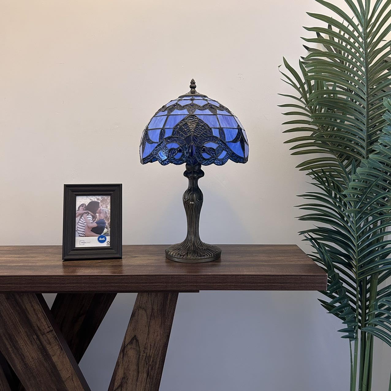 Tiffany Table Lamp Blue Stained Glass Baroque Style LED Bulb Included for Living Room Bedroom Bedside 12" W*12" D*19" H