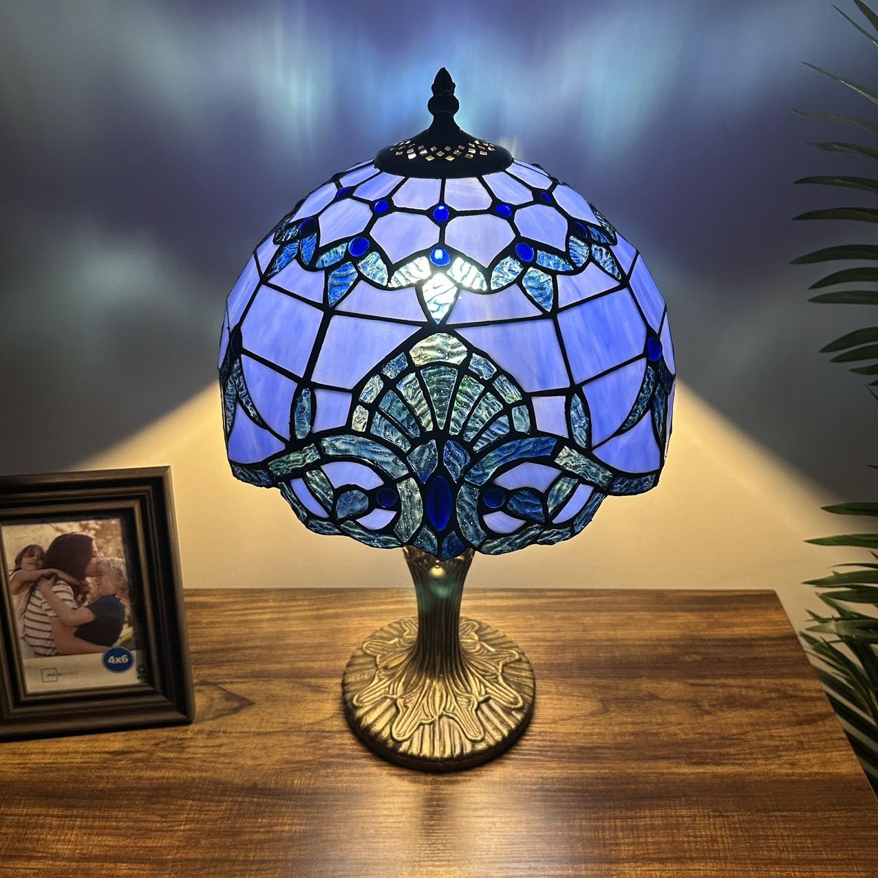 Tiffany Table Lamp Blue Stained Glass Baroque Style LED Bulb Included for Living Room Bedroom Bedside 12" W*12" D*19" H
